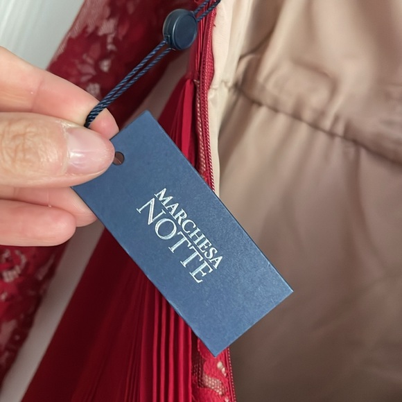 Marchesa Notte Red Lace Dress 0 - Picture 8 of 11